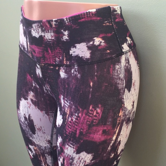 Lululemon Leggings - Picture 3 of 7